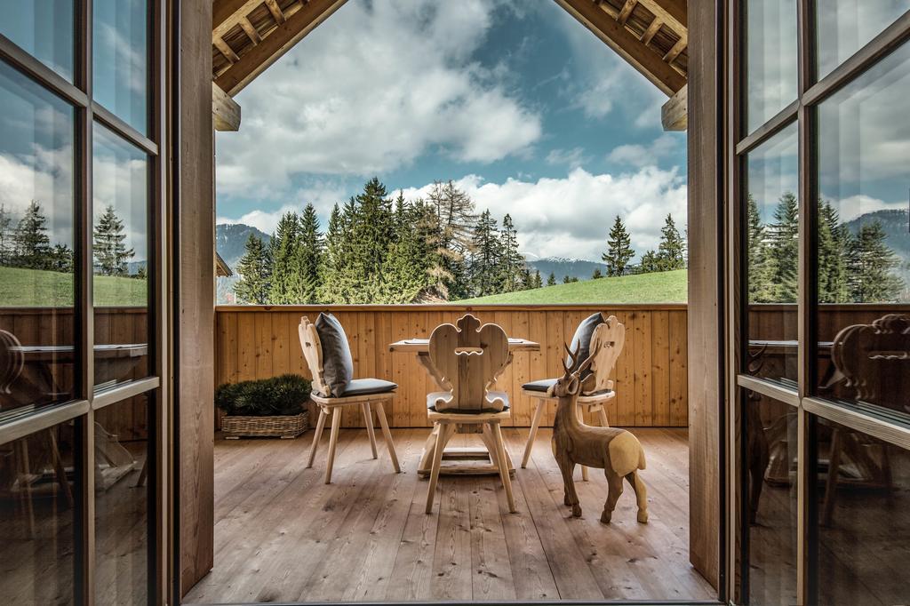 Mountain Chalet Pia لا فالي المظهر الخارجي الصورة