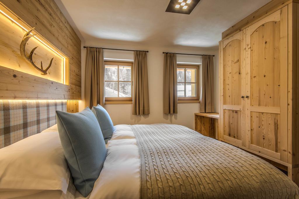 Mountain Chalet Pia لا فالي المظهر الخارجي الصورة
